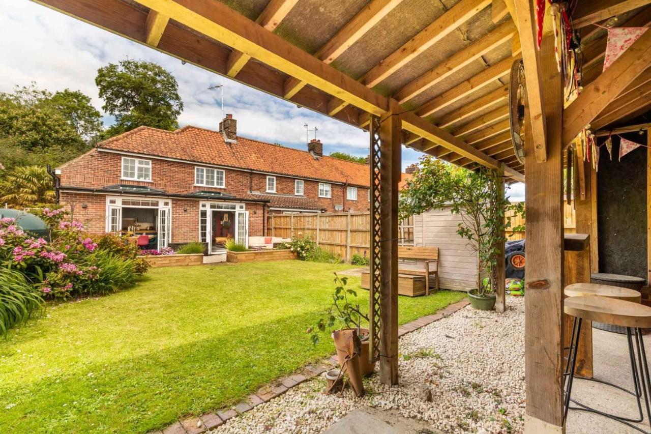 Host & Stay - Church Lane Cottage Filby Esterno foto