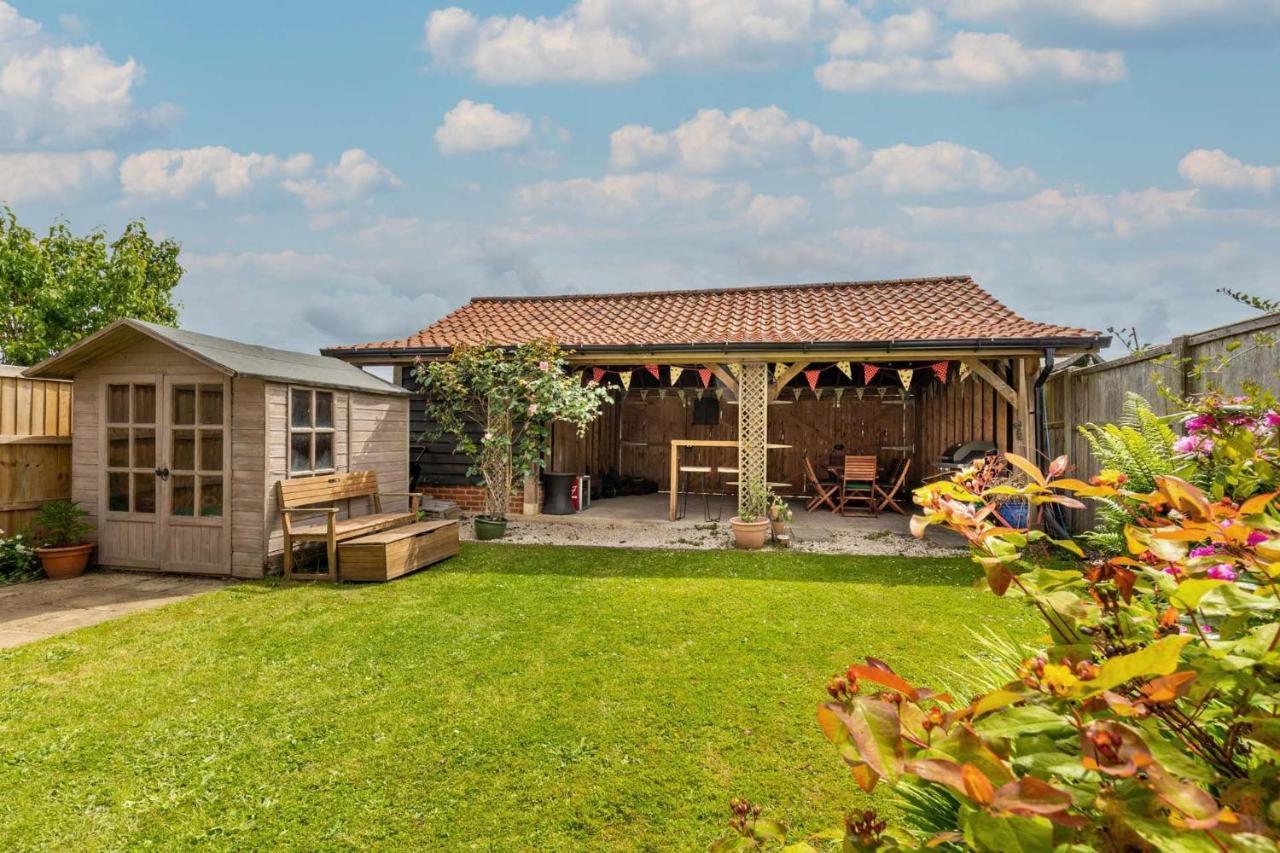 Host & Stay - Church Lane Cottage Filby Esterno foto